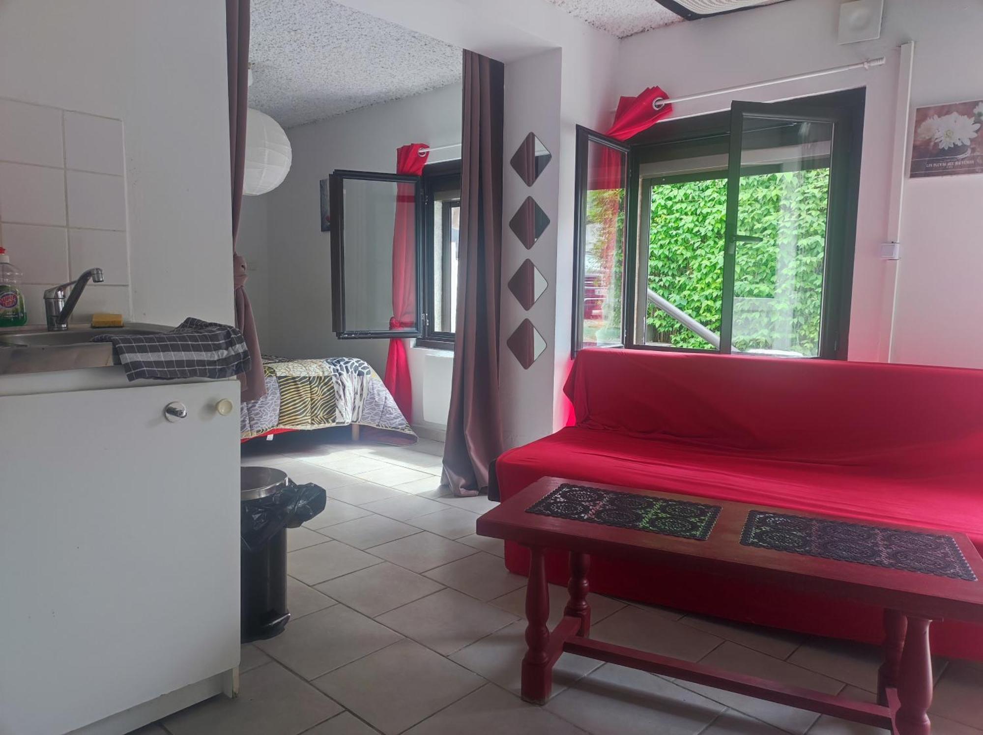 Ingrid Mary Leilighet Nîmes Rom bilde